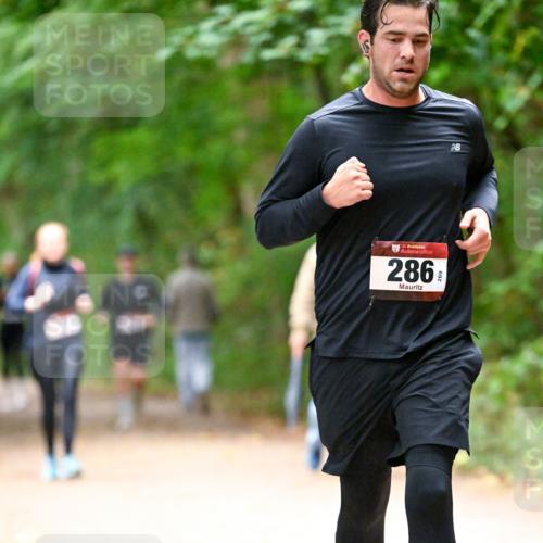 11.10.2026 - Bramfelder Halbmarathon 2026 Dr. Thomas Lammeyer http://msf.ph/oto/10820970 11.10.2026 10:23:50 Laufen 35, 286 meine-sportfotos.de