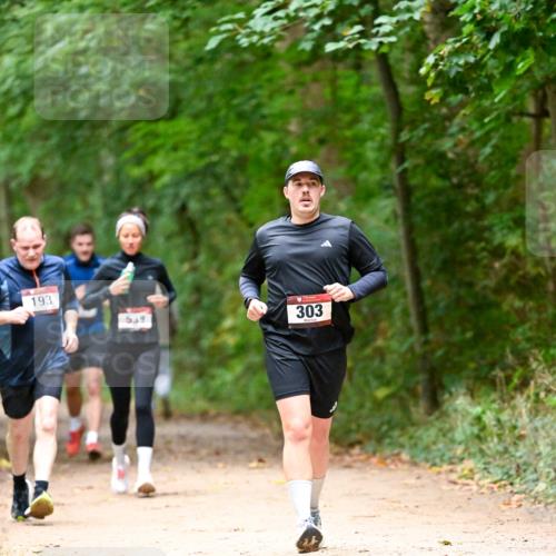 11.10.2026 - Bramfelder Halbmarathon 2026 Dr. Thomas Lammeyer http://msf.ph/oto/10821000 11.10.2026 10:23:56 Laufen 193, 303 meine-sportfotos.de