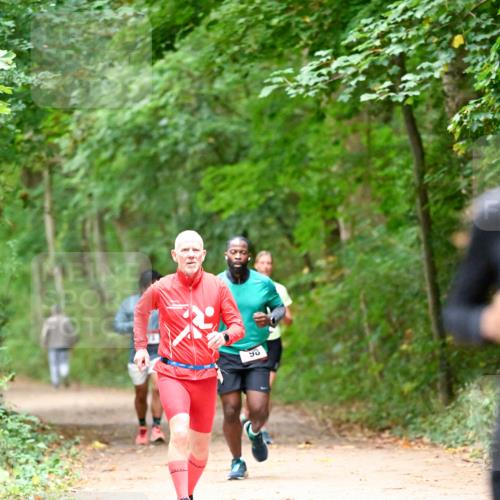 11.10.2026 - Bramfelder Halbmarathon 2026 Dr. Thomas Lammeyer http://msf.ph/oto/10821095 11.10.2026 10:24:15 Laufen 90 meine-sportfotos.de
