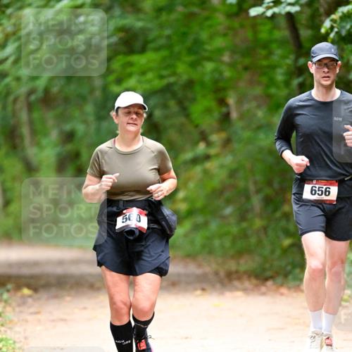 11.10.2026 - Bramfelder Halbmarathon 2026 Dr. Thomas Lammeyer http://msf.ph/oto/10821251 11.10.2026 10:25:08 Laufen 560, 656 meine-sportfotos.de