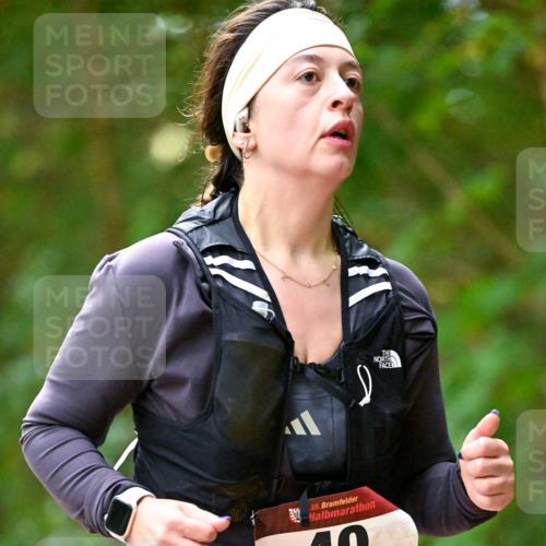 11.10.2026 - Bramfelder Halbmarathon 2026 Dr. Thomas Lammeyer http://msf.ph/oto/10821307 11.10.2026 10:25:19 Laufen 35, 40 meine-sportfotos.de