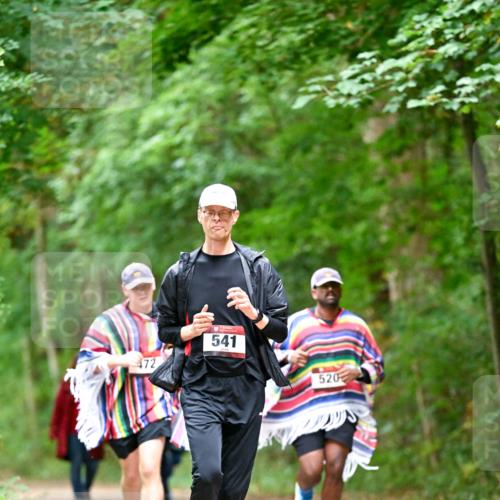 11.10.2026 - Bramfelder Halbmarathon 2026 Dr. Thomas Lammeyer http://msf.ph/oto/10821587 11.10.2026 10:28:25 Laufen 472, 541, 520 meine-sportfotos.de