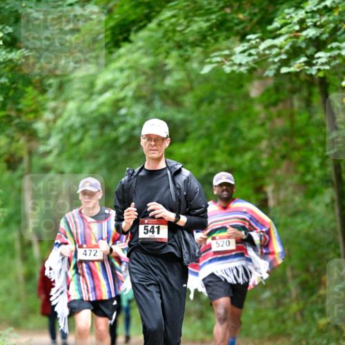 11.10.2026 - Bramfelder Halbmarathon 2026 Dr. Thomas Lammeyer http://msf.ph/oto/10821589 11.10.2026 10:28:25 Laufen 472, 541, 520 meine-sportfotos.de
