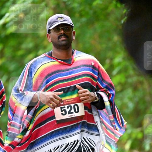 11.10.2026 - Bramfelder Halbmarathon 2026 Dr. Thomas Lammeyer http://msf.ph/oto/10821619 11.10.2026 10:28:31 Laufen 217, 35, 520 meine-sportfotos.de