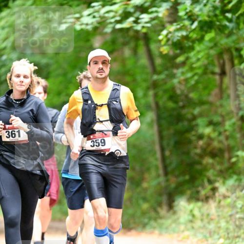 11.10.2026 - Bramfelder Halbmarathon 2026 Dr. Thomas Lammeyer http://msf.ph/oto/10821743 11.10.2026 10:29:32 Laufen 361, 359 meine-sportfotos.de