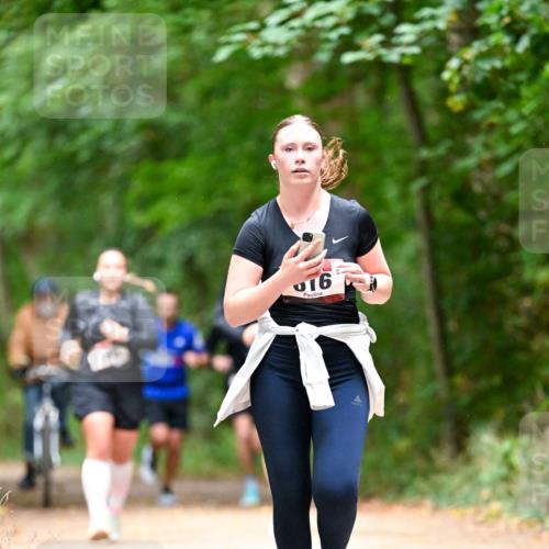 11.10.2026 - Bramfelder Halbmarathon 2026 Dr. Thomas Lammeyer http://msf.ph/oto/10821805 11.10.2026 10:29:59 Laufen 16, 9 meine-sportfotos.de