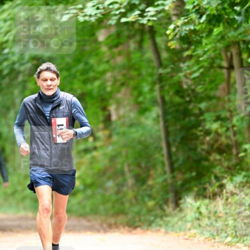 11.10.2026 - Bramfelder Halbmarathon 2026 Dr. Thomas Lammeyer http://msf.ph/oto/10821844 11.10.2026 10:30:10 Laufen 151 meine-sportfotos.de