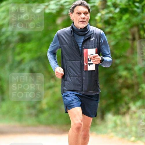 11.10.2026 - Bramfelder Halbmarathon 2026 Dr. Thomas Lammeyer http://msf.ph/oto/10821860 11.10.2026 10:30:12 Laufen  meine-sportfotos.de
