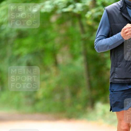 11.10.2026 - Bramfelder Halbmarathon 2026 Dr. Thomas Lammeyer http://msf.ph/oto/10821868 11.10.2026 10:30:14 Laufen  meine-sportfotos.de