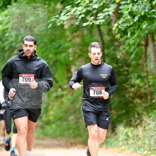 11.10.2026 - Bramfelder Halbmarathon 2026 Dr. Thomas Lammeyer http://msf.ph/oto/10821971 11.10.2026 10:31:00 Laufen 709, 708 meine-sportfotos.de