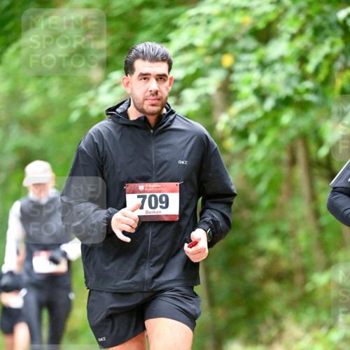 11.10.2026 - Bramfelder Halbmarathon 2026 Dr. Thomas Lammeyer http://msf.ph/oto/10821986 11.10.2026 10:31:02 Laufen 35, 709 meine-sportfotos.de