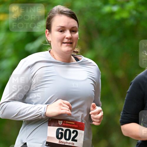 11.10.2026 - Bramfelder Halbmarathon 2026 Dr. Thomas Lammeyer http://msf.ph/oto/10822228 11.10.2026 10:33:41 Laufen 35, 602 meine-sportfotos.de