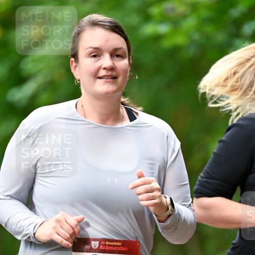 11.10.2026 - Bramfelder Halbmarathon 2026 Dr. Thomas Lammeyer http://msf.ph/oto/10822229 11.10.2026 10:33:41 Laufen 35, 602 meine-sportfotos.de
