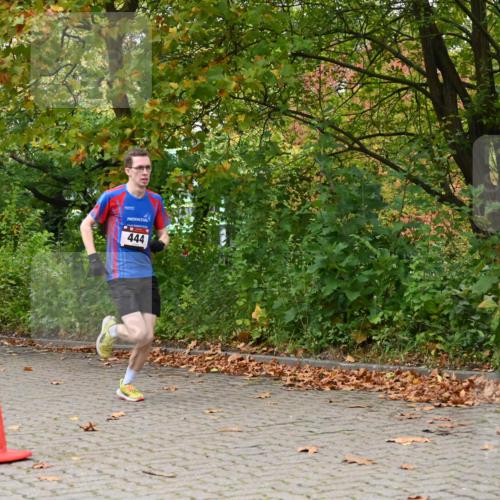 11.10.2026 - Bramfelder Halbmarathon 2026 J. Mangold http://msf.ph/oto/10822335 11.10.2026 10:13:59 Laufen 214, 319, 327, 444 meine-sportfotos.de