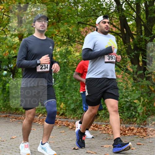 11.10.2026 - Bramfelder Halbmarathon 2026 J. Mangold http://msf.ph/oto/10822356 11.10.2026 10:14:14 Laufen 157, 234, 393, 422 meine-sportfotos.de