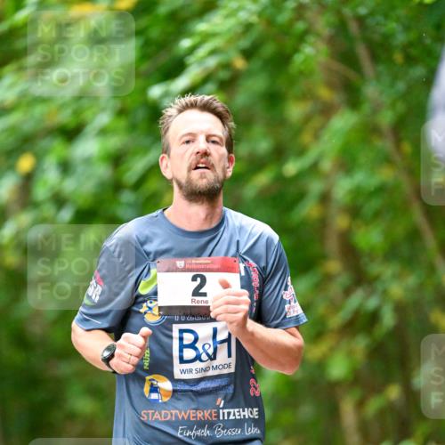 11.10.2026 - Bramfelder Halbmarathon 2026 Dr. Thomas Lammeyer http://msf.ph/oto/10822387 11.10.2026 10:34:15 Laufen 35, 2, 2 meine-sportfotos.de