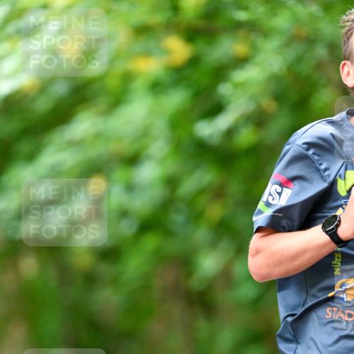 11.10.2026 - Bramfelder Halbmarathon 2026 Dr. Thomas Lammeyer http://msf.ph/oto/10822397 11.10.2026 10:34:16 Laufen  meine-sportfotos.de