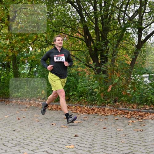 11.10.2026 - Bramfelder Halbmarathon 2026 J. Mangold http://msf.ph/oto/10822617 11.10.2026 10:19:30 Laufen 139, 336, 635 meine-sportfotos.de