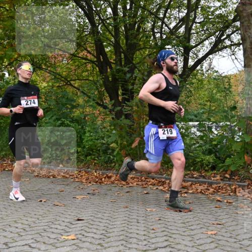 11.10.2026 - Bramfelder Halbmarathon 2026 J. Mangold http://msf.ph/oto/10822627 11.10.2026 10:20:05 Laufen 219, 274 meine-sportfotos.de