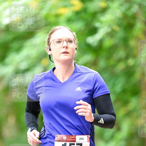 11.10.2026 - Bramfelder Halbmarathon 2026 Dr. Thomas Lammeyer http://msf.ph/oto/10822634 11.10.2026 10:35:31 Laufen 35, 290, 157 meine-sportfotos.de