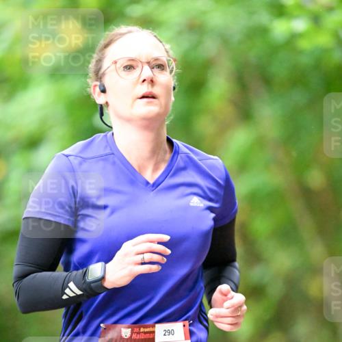 11.10.2026 - Bramfelder Halbmarathon 2026 Dr. Thomas Lammeyer http://msf.ph/oto/10822639 11.10.2026 10:35:32 Laufen 35, 290, 20, 157 meine-sportfotos.de