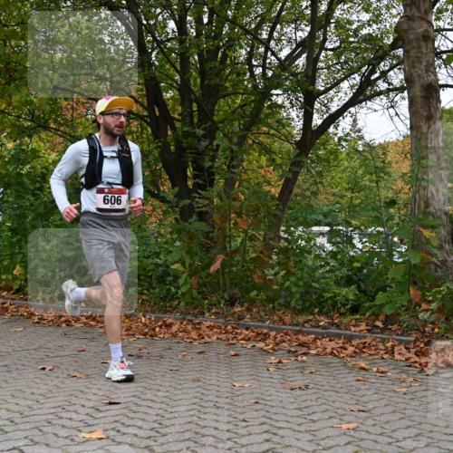 11.10.2026 - Bramfelder Halbmarathon 2026 J. Mangold http://msf.ph/oto/10822660 11.10.2026 10:20:15 Laufen 33, 606, 760 meine-sportfotos.de