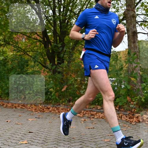 11.10.2026 - Bramfelder Halbmarathon 2026 J. Mangold http://msf.ph/oto/10822681 11.10.2026 10:20:53 Laufen 201, 262, 349 meine-sportfotos.de