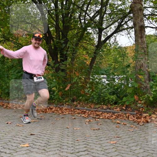 11.10.2026 - Bramfelder Halbmarathon 2026 J. Mangold http://msf.ph/oto/10822691 11.10.2026 10:20:57 Laufen 201, 262, 349 meine-sportfotos.de