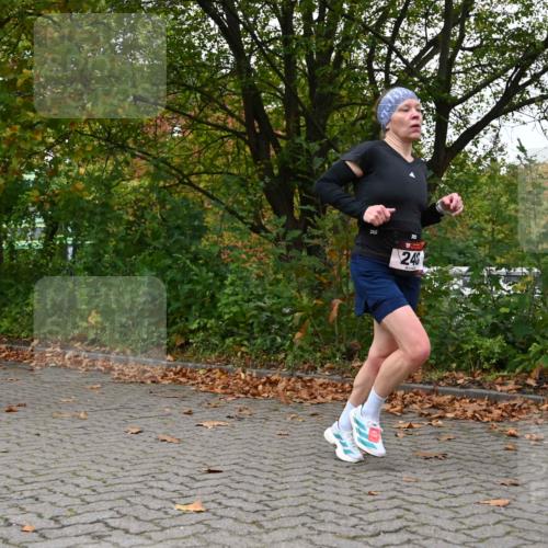 11.10.2026 - Bramfelder Halbmarathon 2026 J. Mangold http://msf.ph/oto/10822747 11.10.2026 10:22:09 Laufen 240, 272, 275, 730, 816 meine-sportfotos.de