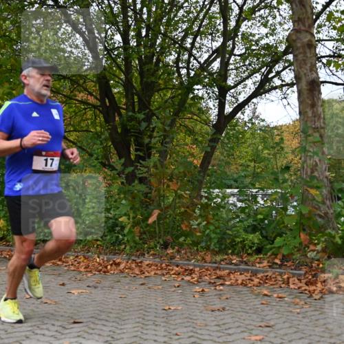 11.10.2026 - Bramfelder Halbmarathon 2026 J. Mangold http://msf.ph/oto/10822809 11.10.2026 10:22:22 Laufen 17, 77, 704, 814, 815 meine-sportfotos.de