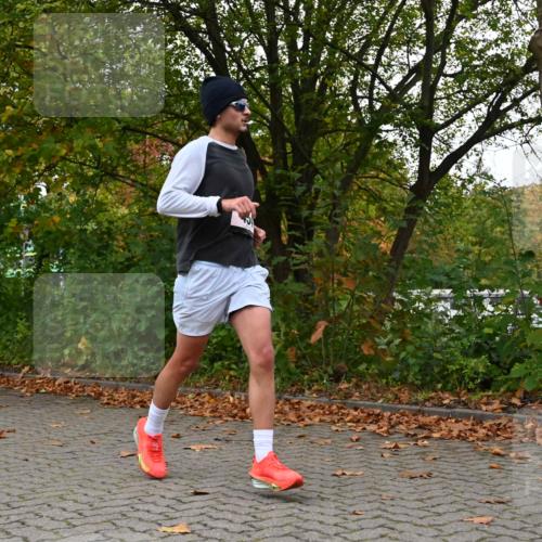 11.10.2026 - Bramfelder Halbmarathon 2026 J. Mangold http://msf.ph/oto/10822825 11.10.2026 10:22:34 Laufen 29, 155, 454, 576 meine-sportfotos.de