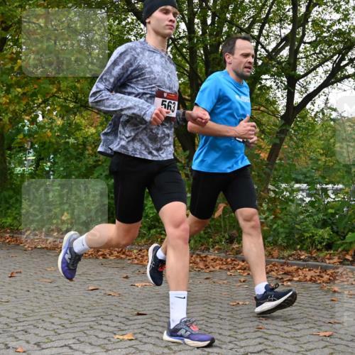 11.10.2026 - Bramfelder Halbmarathon 2026 J. Mangold http://msf.ph/oto/10822873 11.10.2026 10:22:43 Laufen 155, 292, 562, 563, 576, 633 meine-sportfotos.de