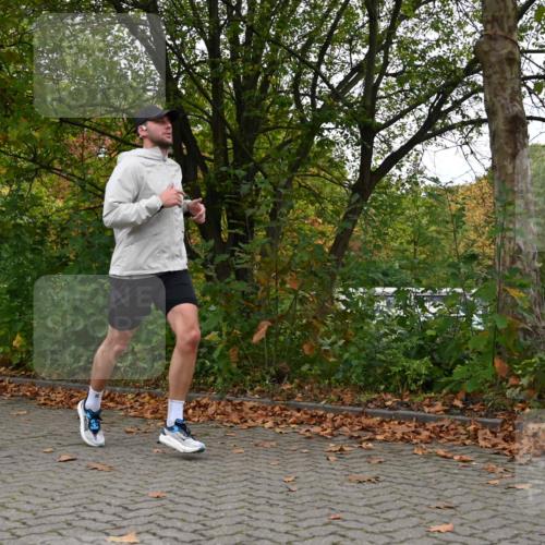 11.10.2026 - Bramfelder Halbmarathon 2026 J. Mangold http://msf.ph/oto/10822929 11.10.2026 10:23:29 Laufen 9, 221, 792 meine-sportfotos.de