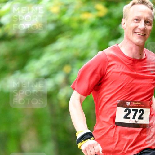 11.10.2026 - Bramfelder Halbmarathon 2026 Dr. Thomas Lammeyer http://msf.ph/oto/10822981 11.10.2026 10:36:37 Laufen 35, 272 meine-sportfotos.de