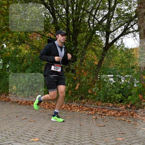 11.10.2026 - Bramfelder Halbmarathon 2026 J. Mangold http://msf.ph/oto/10823053 11.10.2026 10:27:10 Laufen 530, 551, 641, 702 meine-sportfotos.de