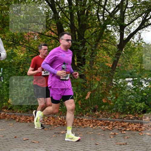11.10.2026 - Bramfelder Halbmarathon 2026 J. Mangold http://msf.ph/oto/10823073 11.10.2026 10:27:17 Laufen 348, 460, 530, 594, 641, 804 meine-sportfotos.de
