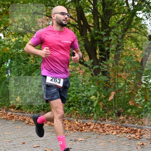 11.10.2026 - Bramfelder Halbmarathon 2026 J. Mangold http://msf.ph/oto/10823099 11.10.2026 10:27:37 Laufen 263 meine-sportfotos.de