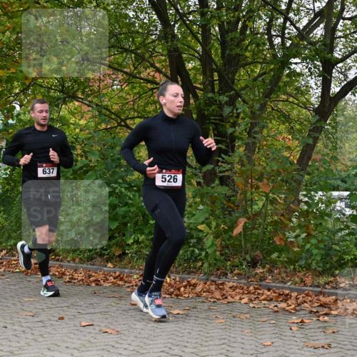 11.10.2026 - Bramfelder Halbmarathon 2026 J. Mangold http://msf.ph/oto/10823128 11.10.2026 10:27:58 Laufen 368, 521, 526, 637, 725, 735 meine-sportfotos.de