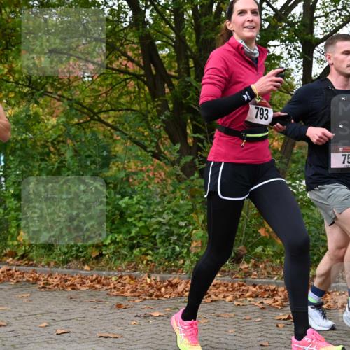 11.10.2026 - Bramfelder Halbmarathon 2026 J. Mangold http://msf.ph/oto/10823223 11.10.2026 10:30:05 Laufen 3, 25, 75, 80, 376, 580, 636, 734, 793 meine-sportfotos.de