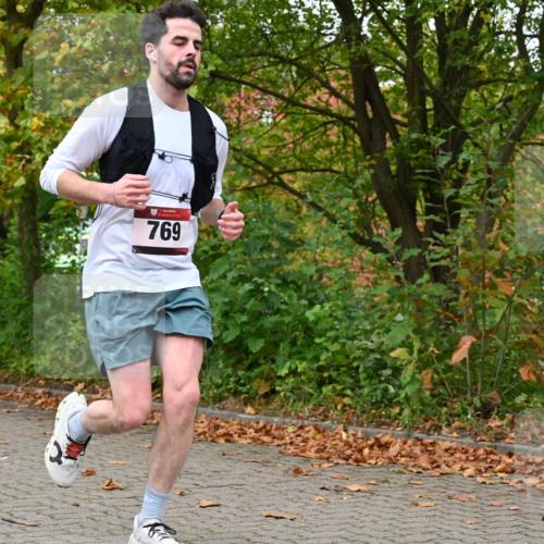 11.10.2026 - Bramfelder Halbmarathon 2026 J. Mangold http://msf.ph/oto/10823254 11.10.2026 10:30:59 Laufen 121, 769 meine-sportfotos.de