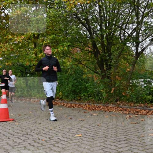 11.10.2026 - Bramfelder Halbmarathon 2026 J. Mangold http://msf.ph/oto/10823335 11.10.2026 10:31:56 Laufen 174, 312, 432, 714, 738, 748 meine-sportfotos.de
