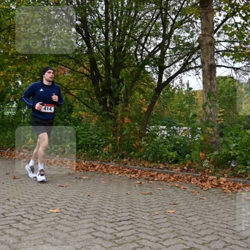 11.10.2026 - Bramfelder Halbmarathon 2026 J. Mangold http://msf.ph/oto/10823387 11.10.2026 10:32:12 Laufen 254 meine-sportfotos.de