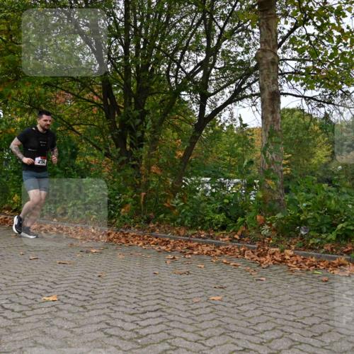 11.10.2026 - Bramfelder Halbmarathon 2026 J. Mangold http://msf.ph/oto/10823403 11.10.2026 10:32:14 Laufen 79, 254 meine-sportfotos.de