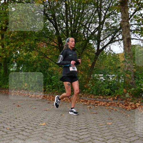 11.10.2026 - Bramfelder Halbmarathon 2026 J. Mangold http://msf.ph/oto/10823440 11.10.2026 10:32:32 Laufen 62 meine-sportfotos.de