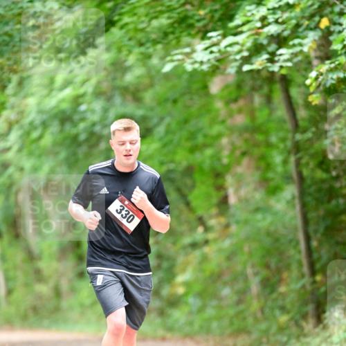 11.10.2026 - Bramfelder Halbmarathon 2026 Dr. Thomas Lammeyer http://msf.ph/oto/10823456 11.10.2026 10:38:27 Laufen 330 meine-sportfotos.de