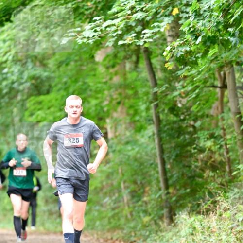 11.10.2026 - Bramfelder Halbmarathon 2026 Dr. Thomas Lammeyer http://msf.ph/oto/10823483 11.10.2026 10:38:38 Laufen 231, 328 meine-sportfotos.de
