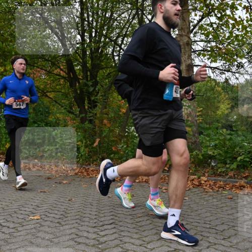 11.10.2026 - Bramfelder Halbmarathon 2026 J. Mangold http://msf.ph/oto/10823554 11.10.2026 10:33:19 Laufen 18, 34, 114, 429, 452, 479, 567, 605, 720 meine-sportfotos.de