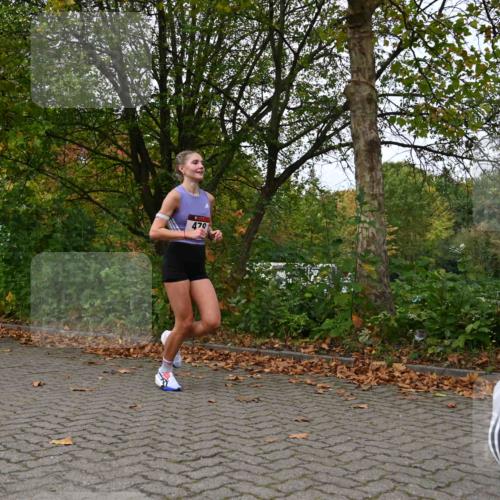 11.10.2026 - Bramfelder Halbmarathon 2026 J. Mangold http://msf.ph/oto/10823579 11.10.2026 10:33:22 Laufen 18, 114, 214, 429, 452, 479, 567, 605, 720 meine-sportfotos.de