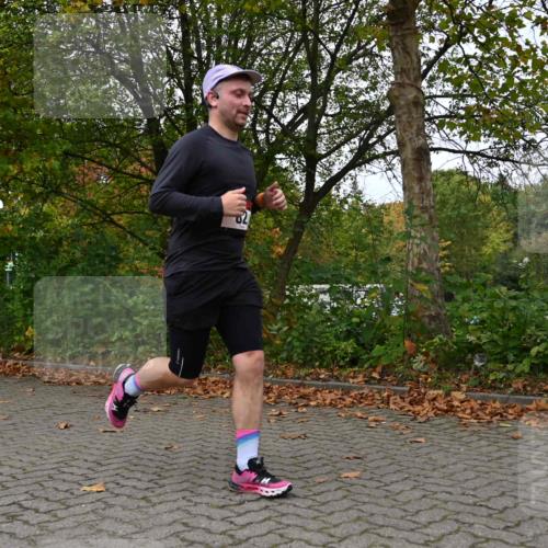 11.10.2026 - Bramfelder Halbmarathon 2026 J. Mangold http://msf.ph/oto/10823607 11.10.2026 10:33:28 Laufen 18, 82, 114, 214, 479 meine-sportfotos.de