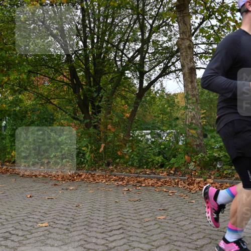 11.10.2026 - Bramfelder Halbmarathon 2026 J. Mangold http://msf.ph/oto/10823611 11.10.2026 10:33:28 Laufen 18, 82, 114, 214, 479 meine-sportfotos.de